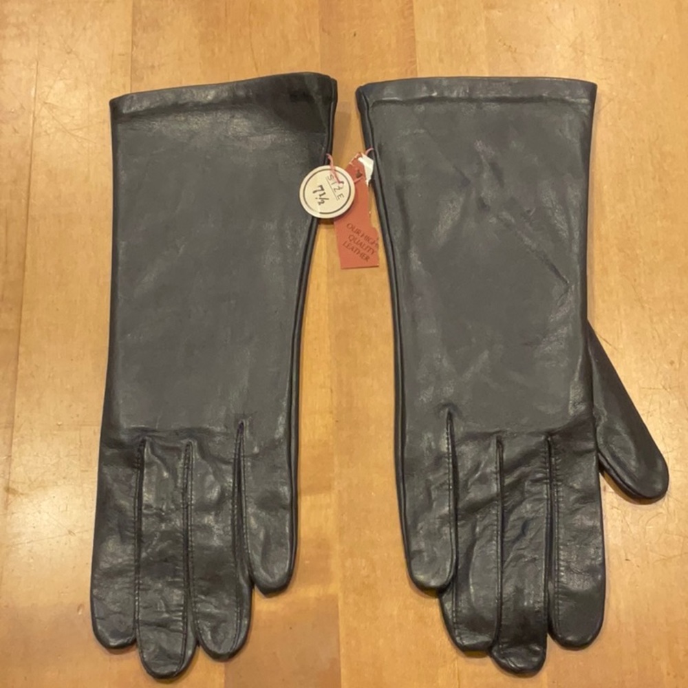 Aris Black Leather New with Tags Dress Gloves Size 7 1/2 Nylon Lined